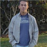 Italiano americano disponibile per lezioni di grammatica inglese a livelli medie e superiori